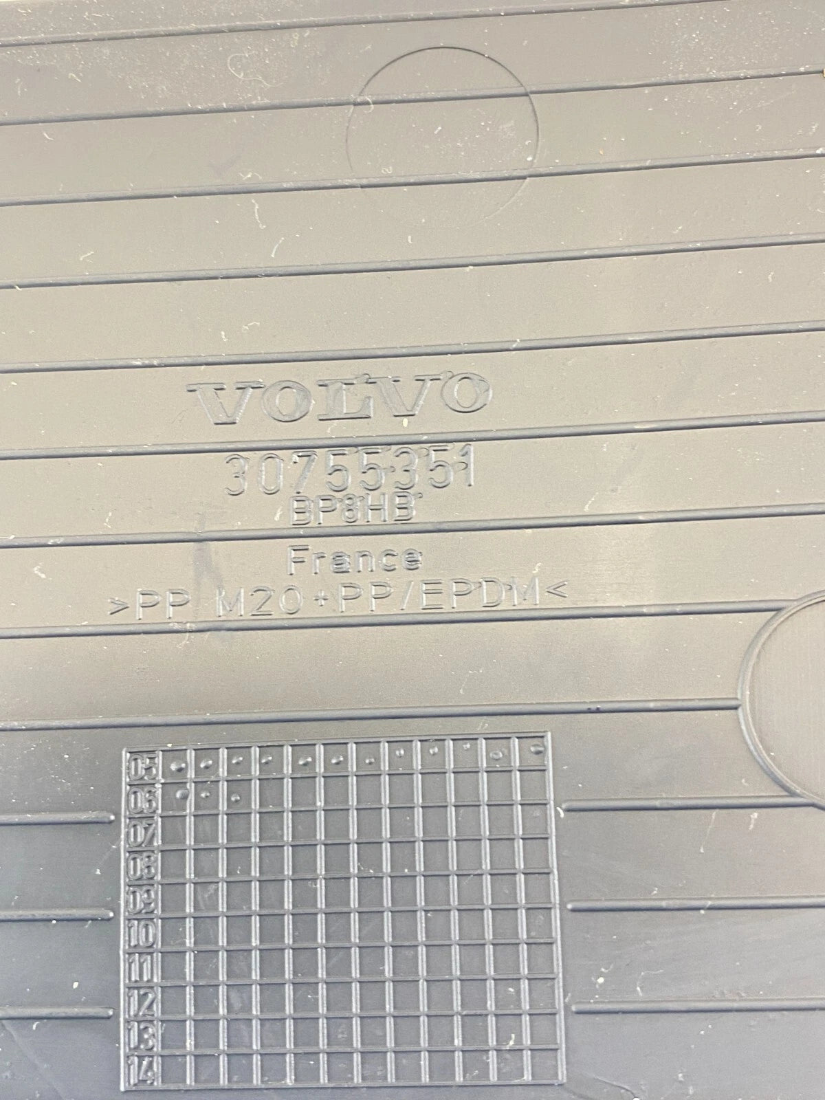 2007 VOLVO S40 CENTER CONSOLE RUBBER MAT INSERT TRIM 30755351 OEM