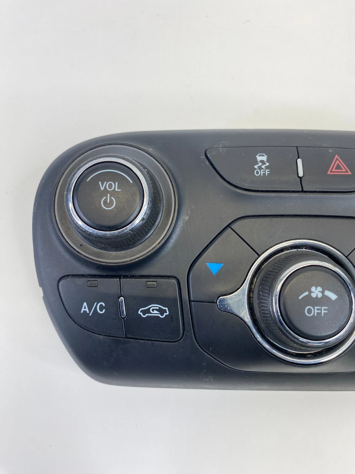 2013-2016 Dodge Dart Climate Control Unit Heater A/C Temperature HVAC 05091141AE