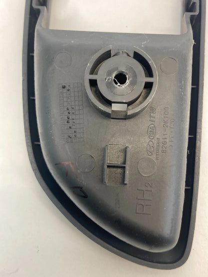 10-13 KIA SOUL FRONT RIGHT SIDE INNER DOOR HANDLE COVER BEZEL TRIM 82611-2K100