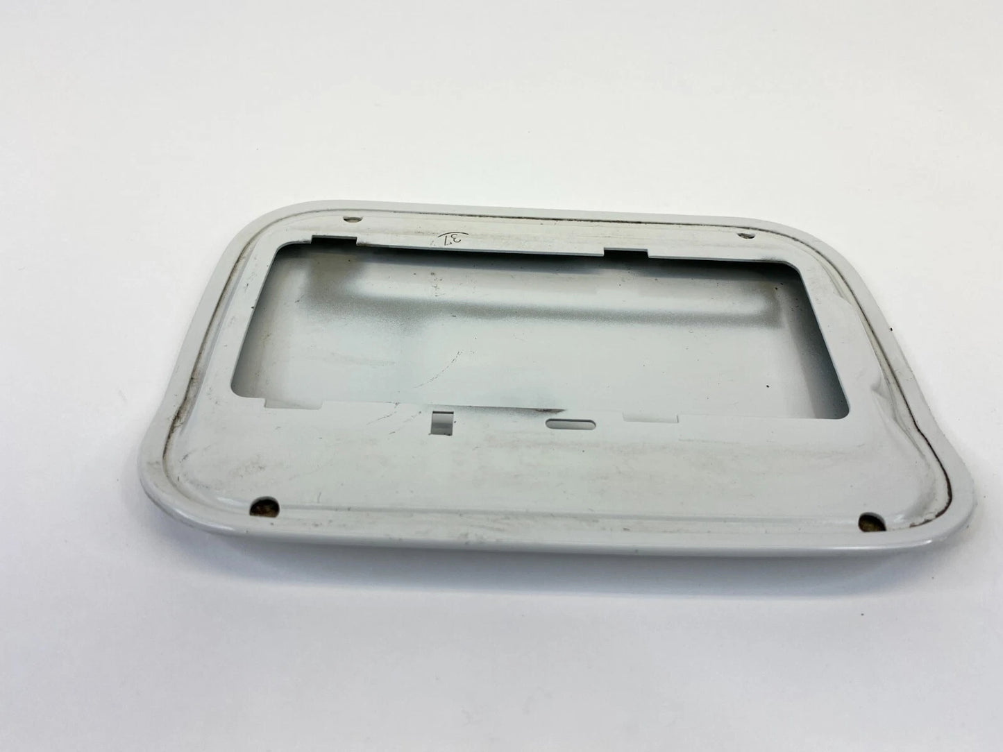 2004-2007 BMW 530i 525i SEDAN FUEL GAS TANK DOOR FILLER LID COVER WHITE OEM