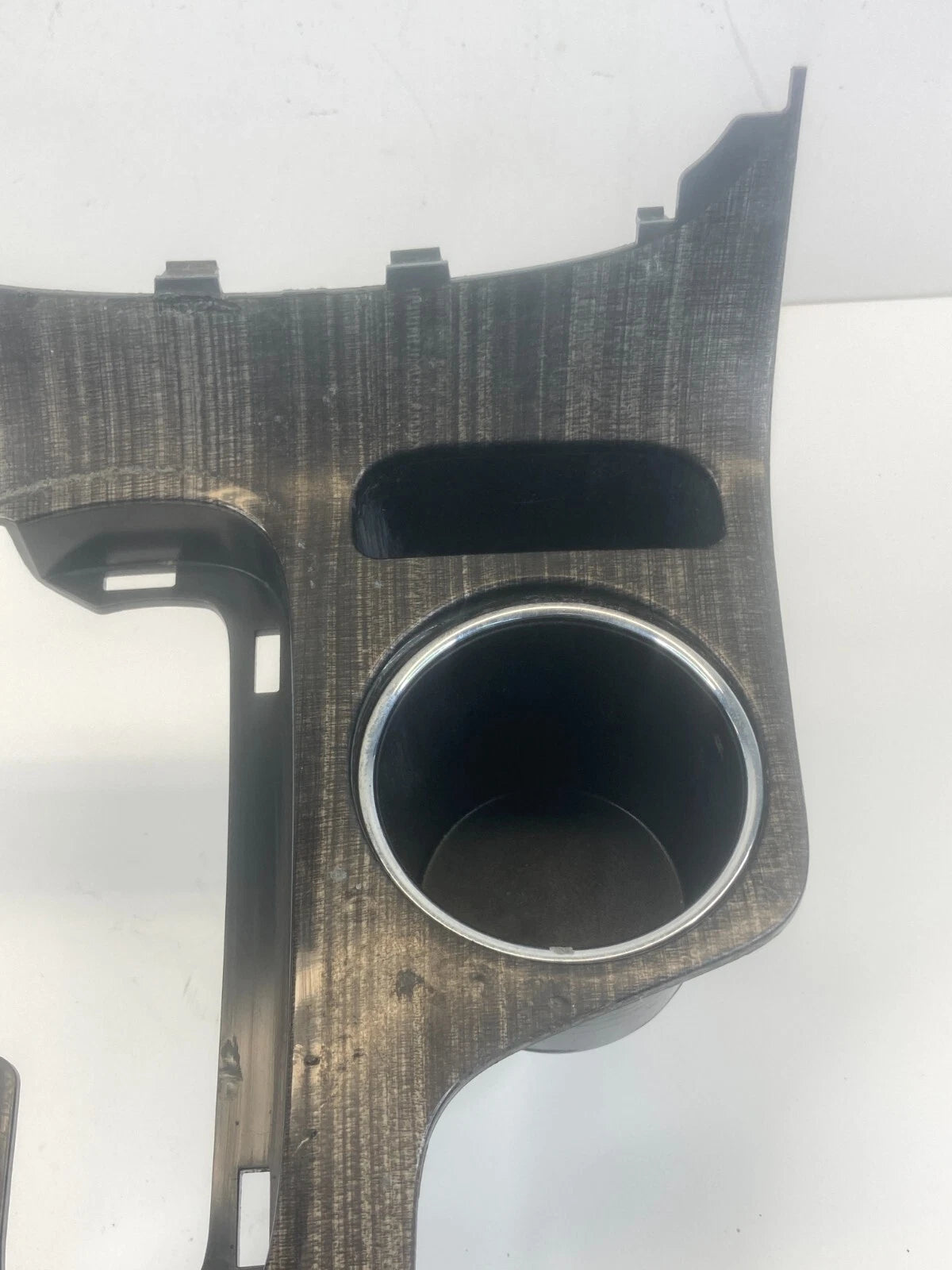 2014 2015 CHEVY MALIBU CENTER CONSOLE SHIFTER BEZEL CUP HOLDER PANEL 2421396 OEM