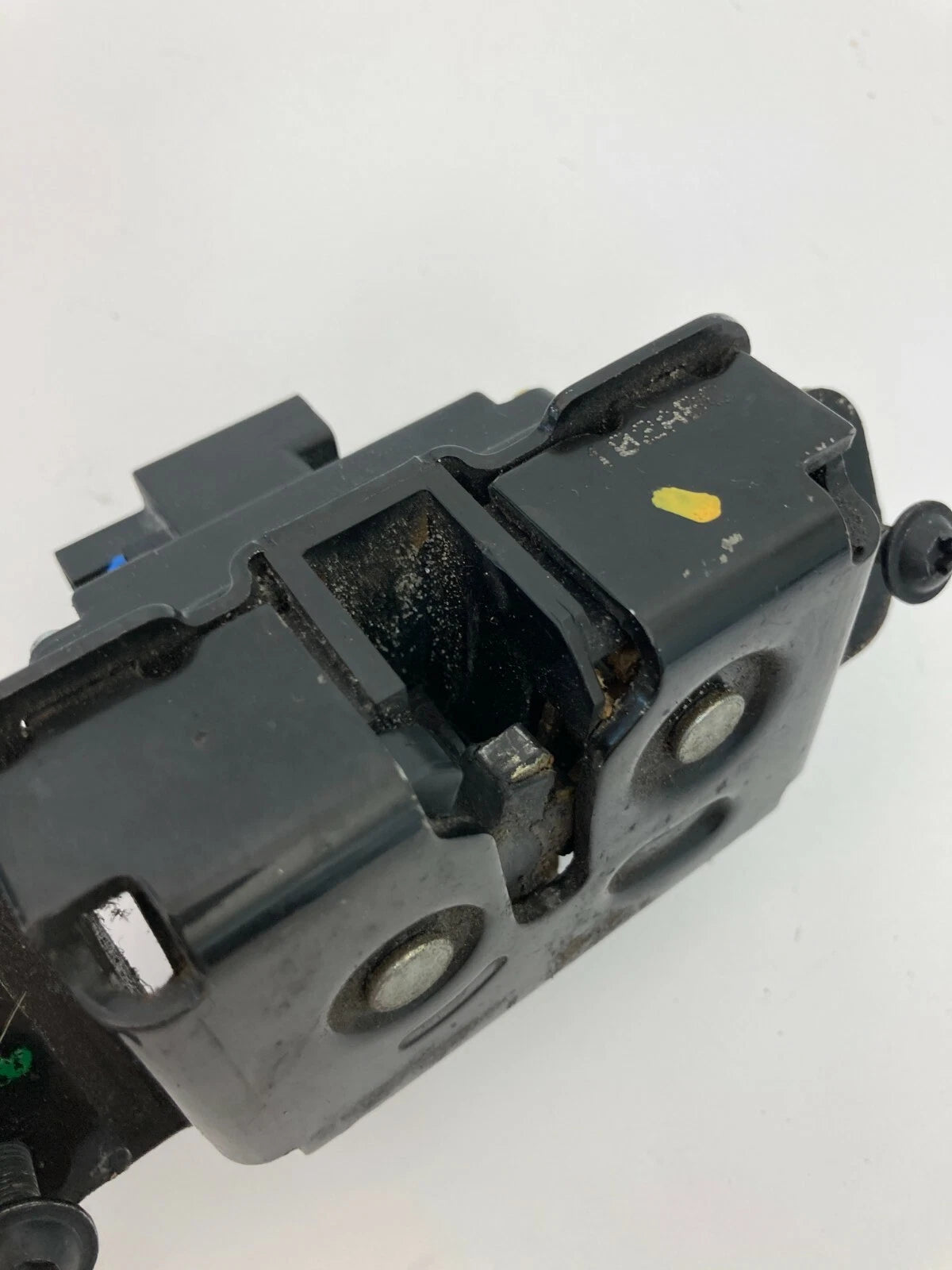 2004 2005 04 05 DODGE DURANGO REAR LIFTGATE TAILGATE LOCK LATCH ACTUATOR OEM