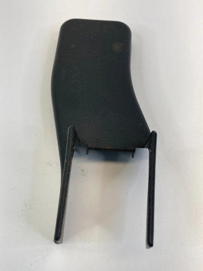 04 05 06 07 08 09 MAZDA3 MAZDA 3 FRONT LEFT SEAT RAIL CAP COVER TRIM BP4K57043