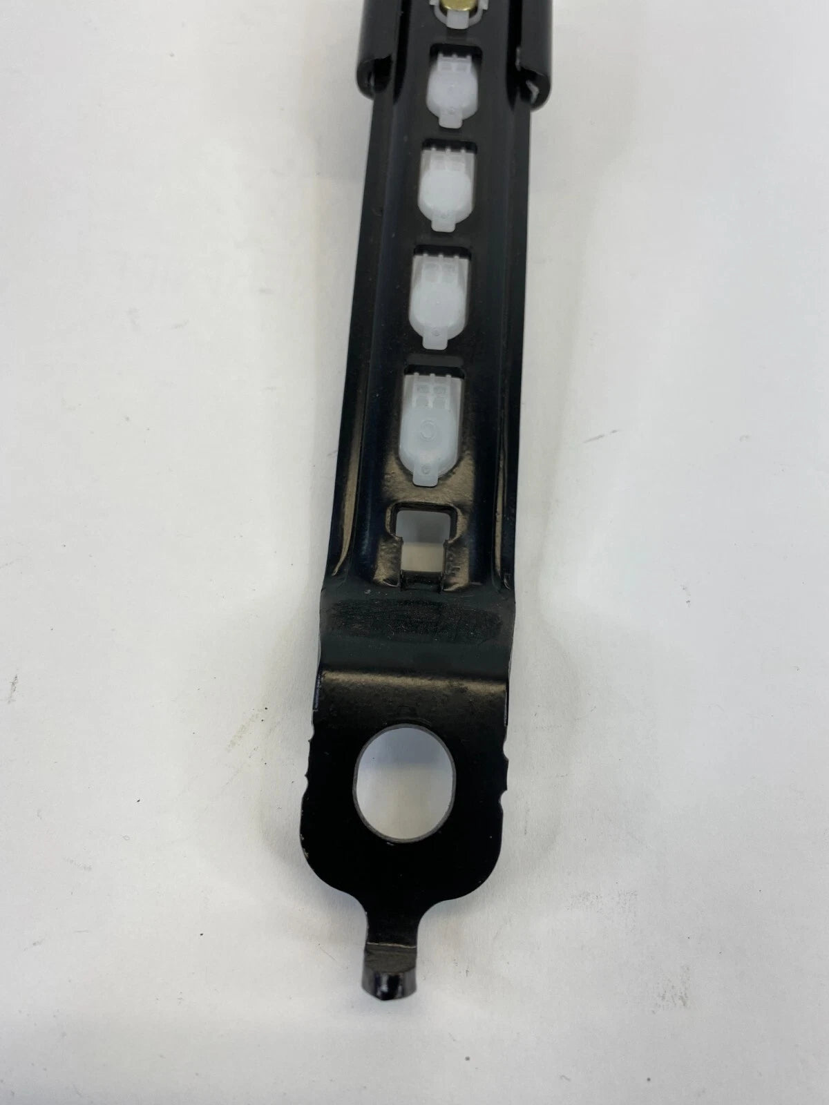 2003-2008 SUBARU FORESTER FRONT LEFT DRIVER SIDE SEAT BELT HEIGHT ADJUSTER OEM
