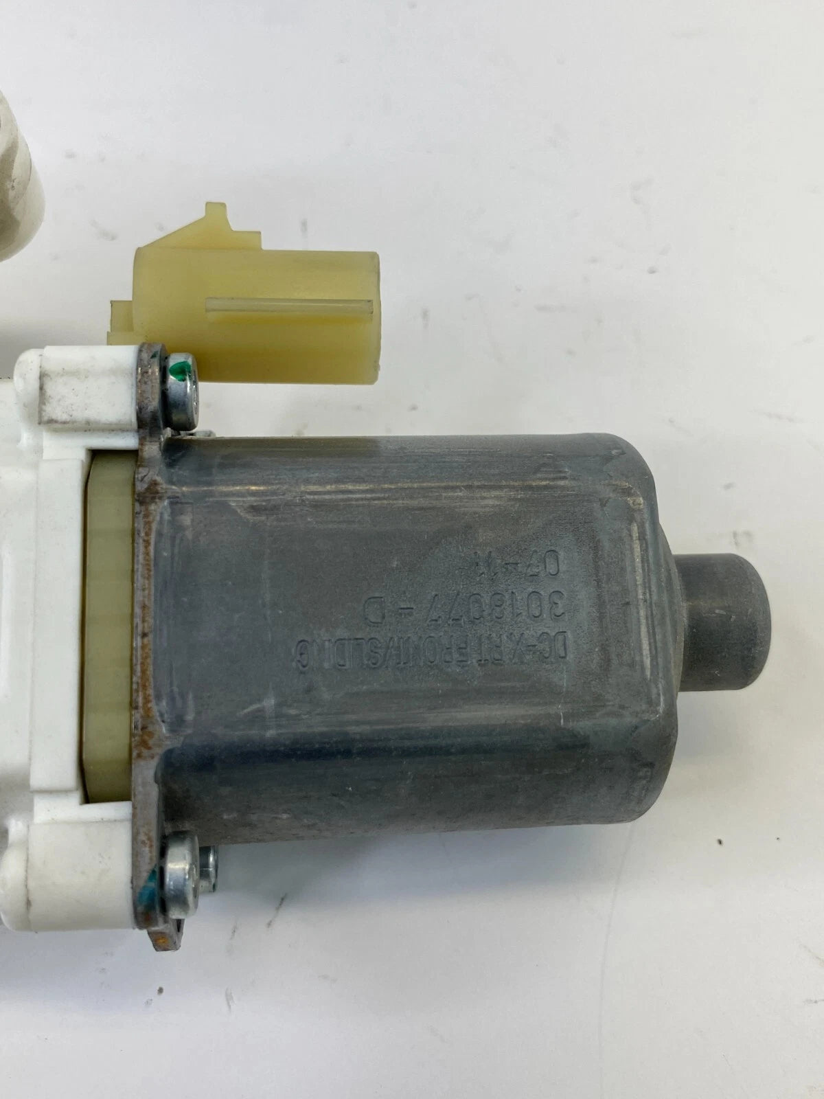 2008-2016 CHRYSLER TOWN & COUNTRY REAR LEFT DOOR POWER WINDOW MOTOR 0130822335