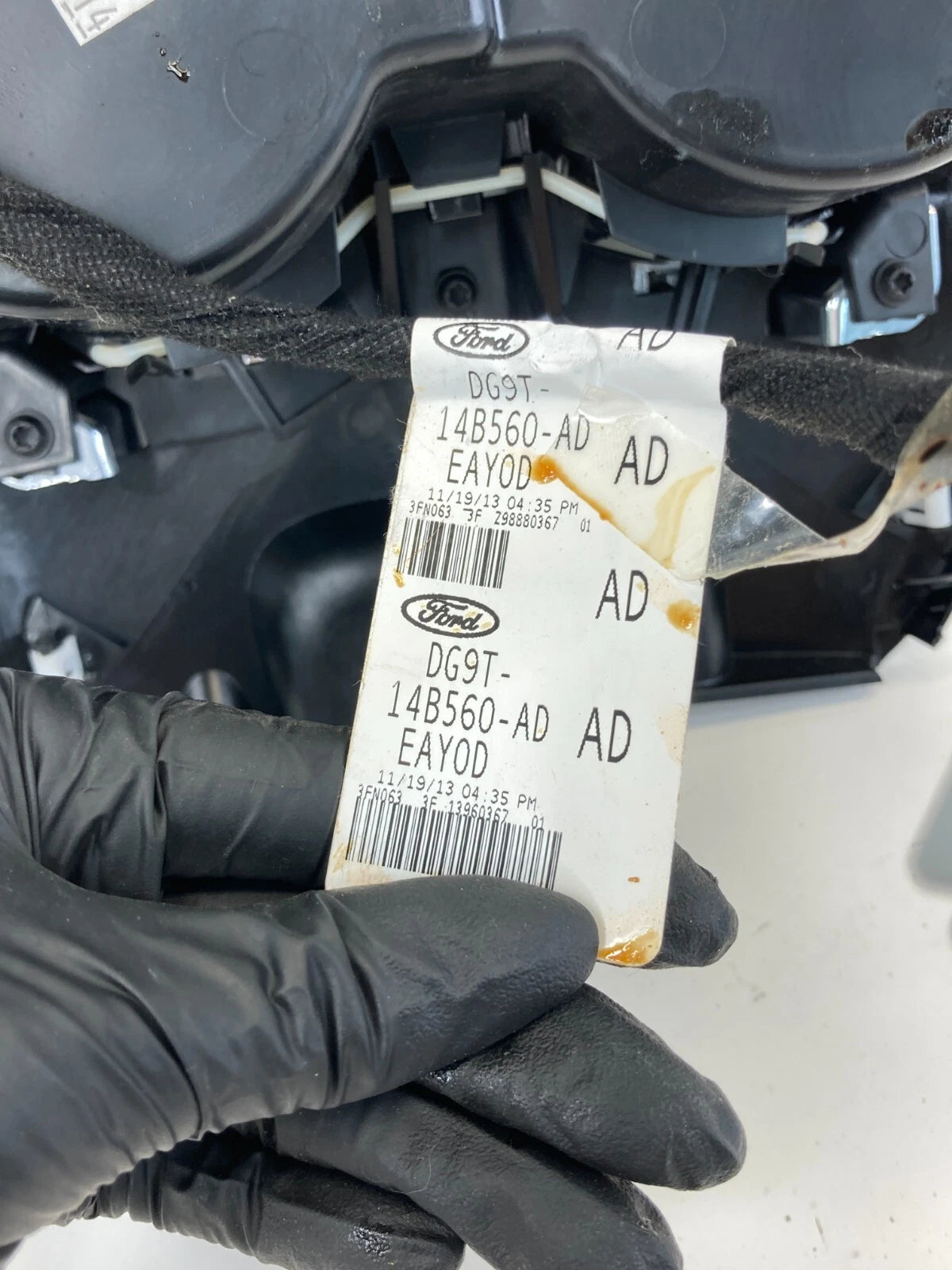 2013-2016 FORD FUSION FRONT CONSOLE DUAL DRINK CUP HOLDER DG9T-14B560-AD OEM