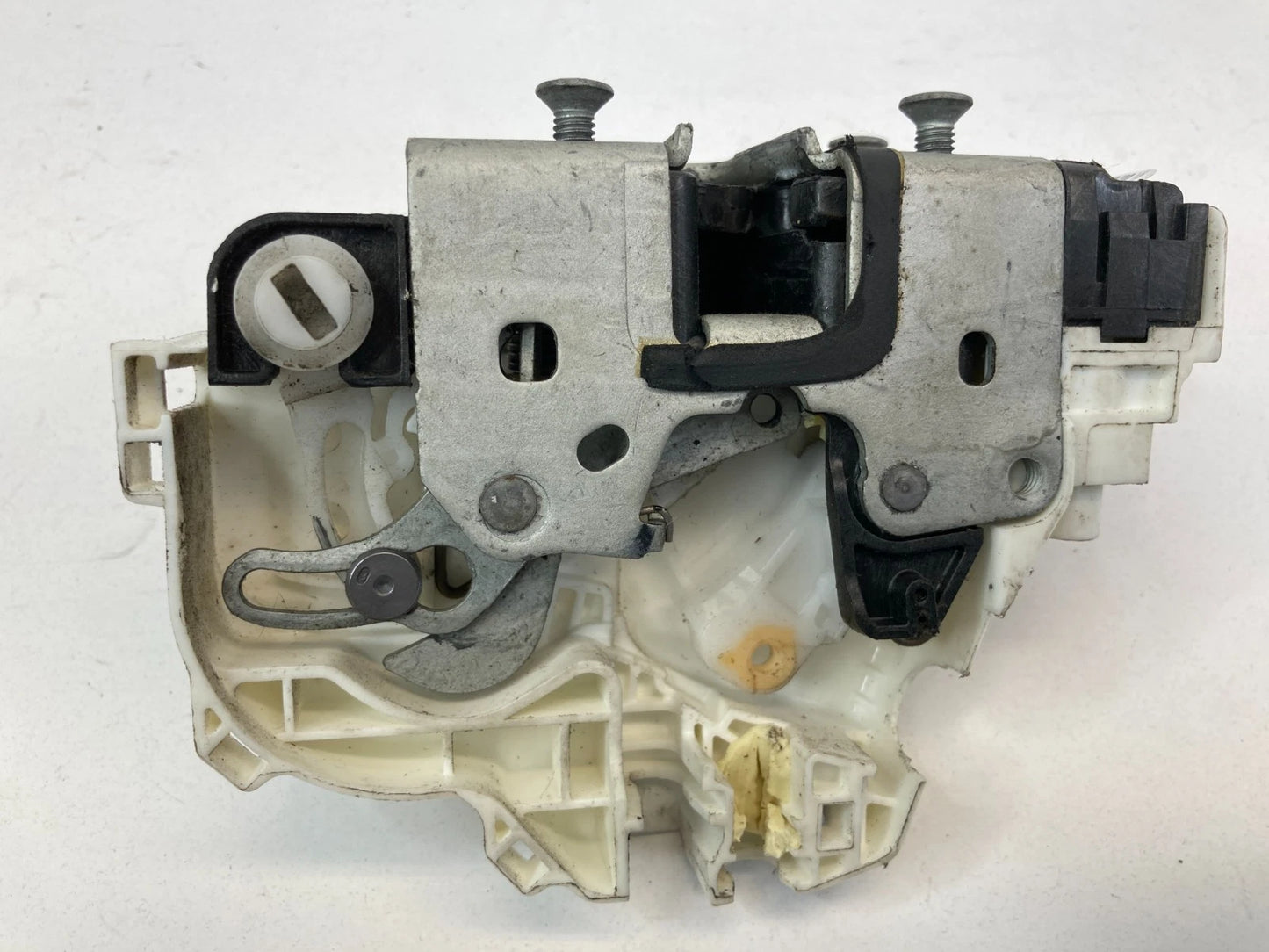 11-14 DODGE AVENGER SEDAN REAR LEFT DRIVER DOOR LOCK LATCH ACTUATOR P04589697AD