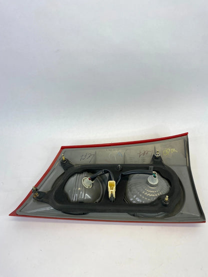2006-2010 TOYOTA SIENNA LEFT DRIVER SIDE INNER LID TAIL LIGHT LAMP TAILLIGHT OEM