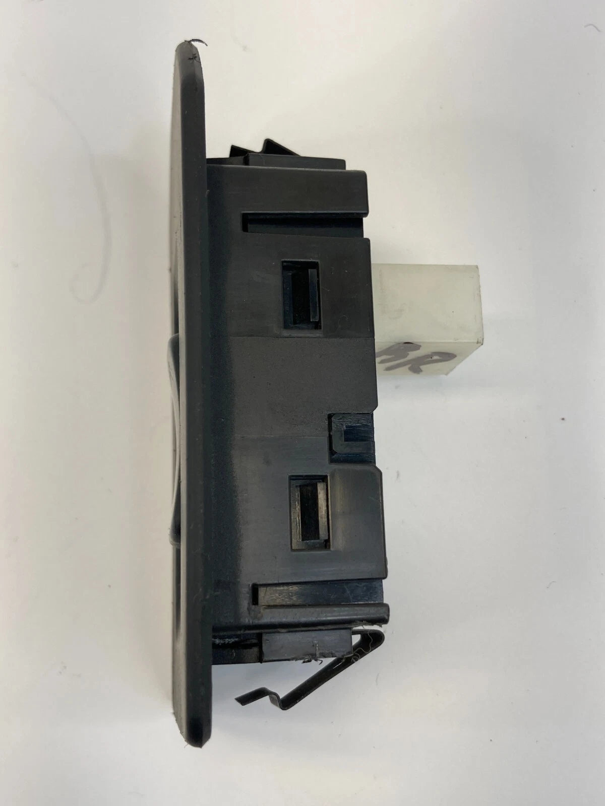 2004-2006 CADILLAC SRX REAR RIGHT SIDE DOOR WINDOW CONTROL SWITCH 25750264 OEM