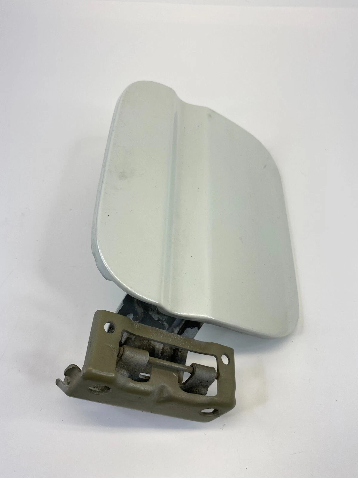 04-08 ACURA TL SEDAN FUEL FILLER TANK GAS DOOR LID COVER NH603P WHITE DIAMOND