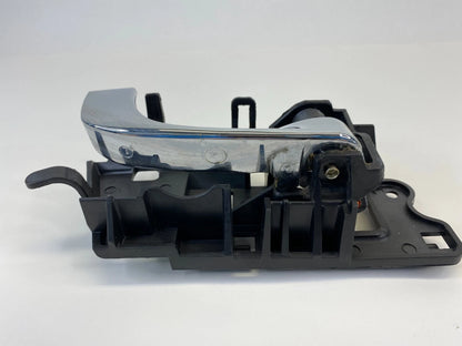 2004-2006 CADILLAC SRX REAR RIGHT BACK SIDE INNER DOOR HANDLE 257078893 OEM