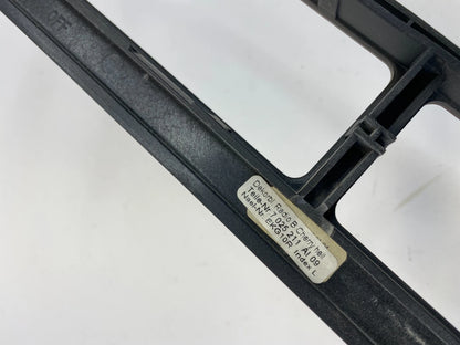 2002-2005 BMW 745I SEDAN CENTER DASHBOARD CD PLAYER RADIO BEZEL TRIM 7025211 OEM