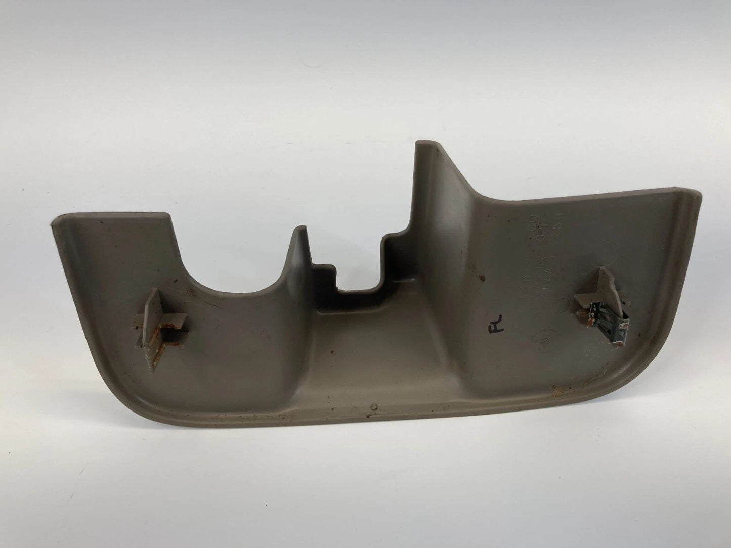 2000-2005 FORD EXCURSION FRONT LEF SEAT SHIELD TRIM COVER YC3578613D66ACW OEM