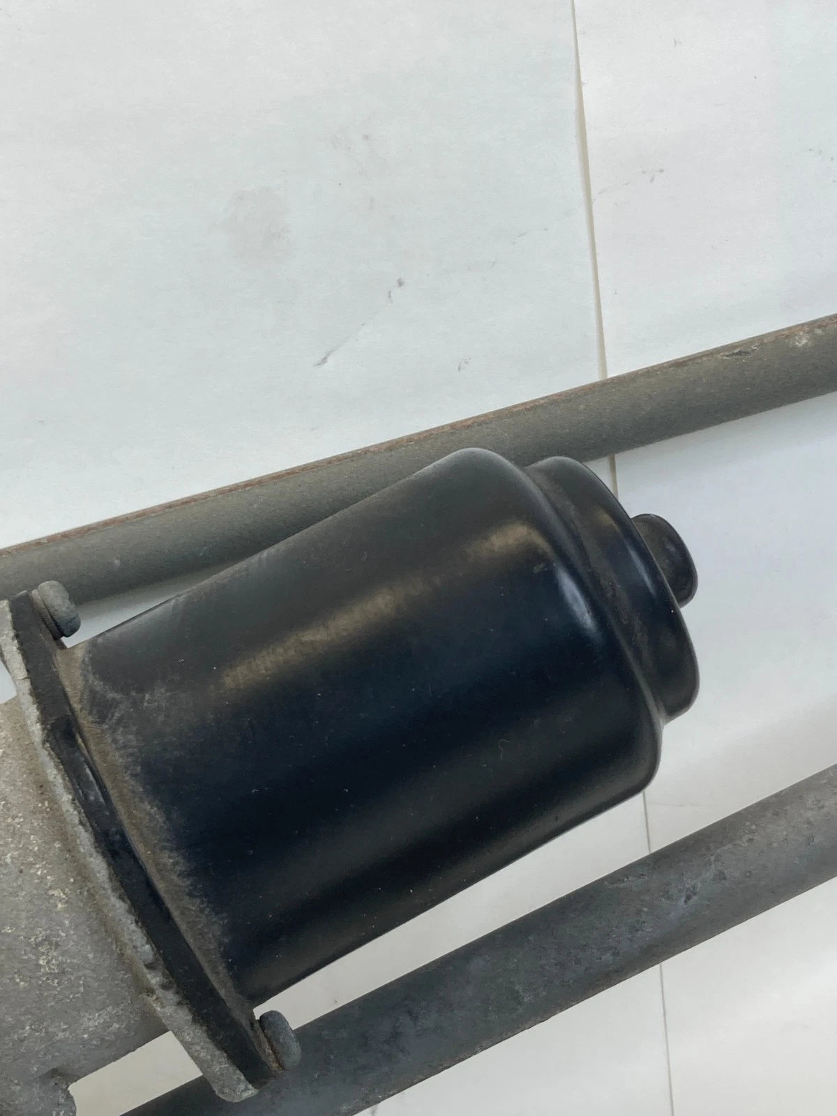 2005 2006 2007 HONDA ODYSSEY FRONT WINDSHIELD WIPER MOTOR W/ LINKAGE