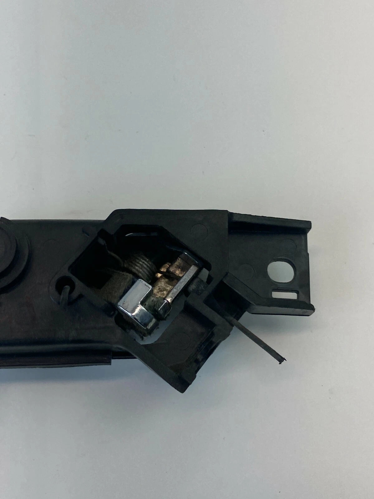 08-10 SATURN VUE FRONT LEFT DRIVER SIDE INTERIOR DOOR HANDLE ASSY 96660863 OEM