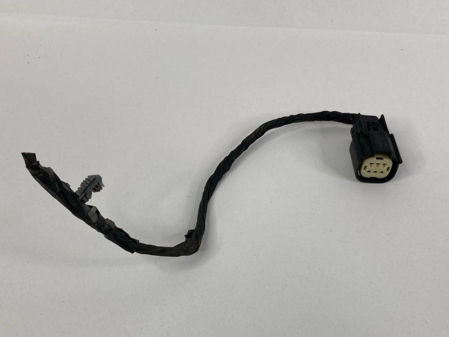 2010-2019 LINCOLN MKT REAR LEFT DRIVER TAIL LIGHT CONNECTOR HARNESS CABLE WIRE