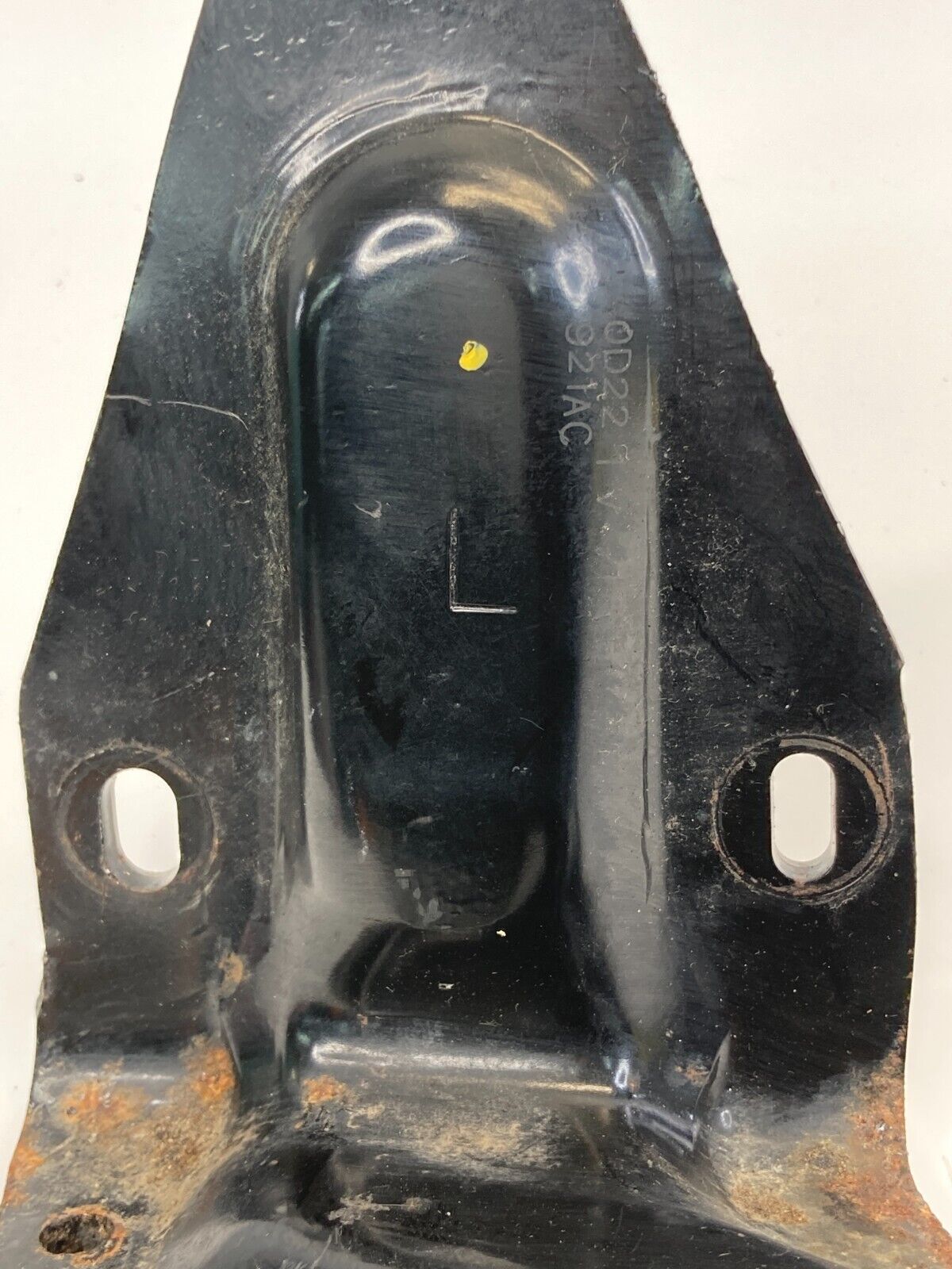 2009-2014 Volkswagen Routan Rear Left Side Sliding Door Lower Roller Bracket OEM