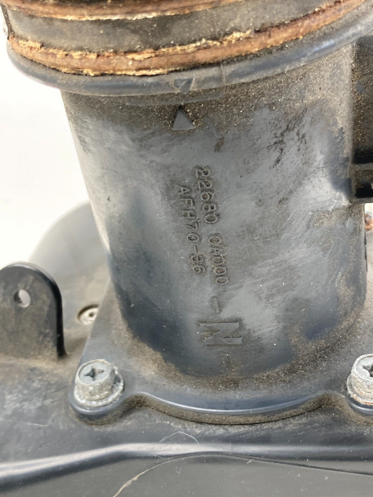 2003-2008 Infiniti FX35 Air Cleaner Intake Box Cover Hose Duct & MAF 22680-CA000