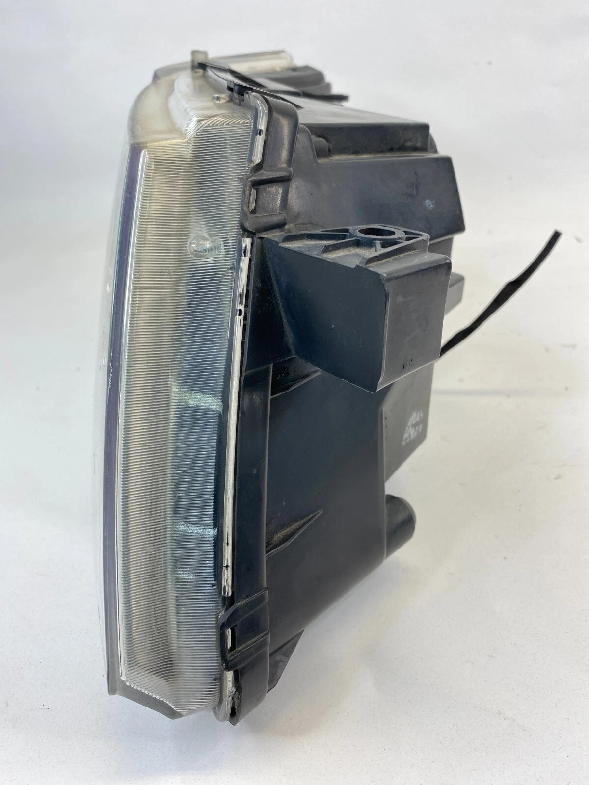 2009-2020 Dodge Journey Right Side Headlight Headlamp Halogen 05116288AB OEM