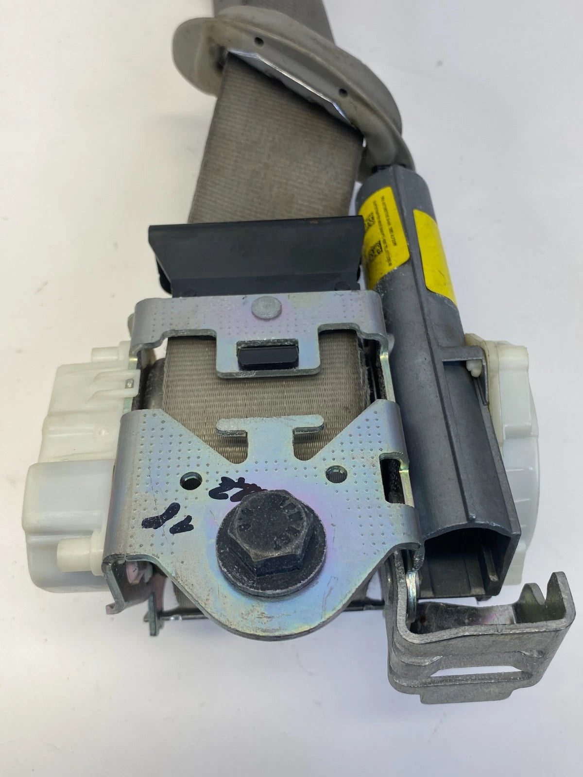 2010-2013 KIA FORTE FRONT LEFT DRIVER SIDE SEAT BELT RETRACTOR 88810-1M500