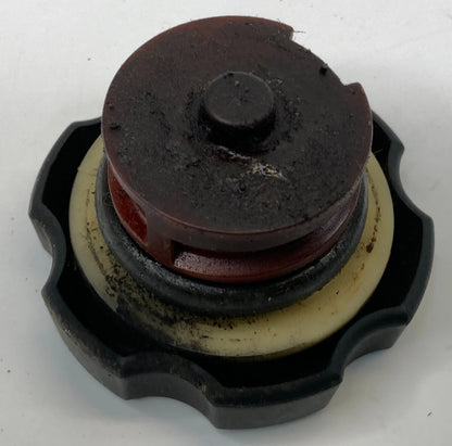 94-05 PONTIAC GRAND AM BUICK CENTURY 3.4L ENGINE OIL FILLER CAP COVER SAE 5W-30