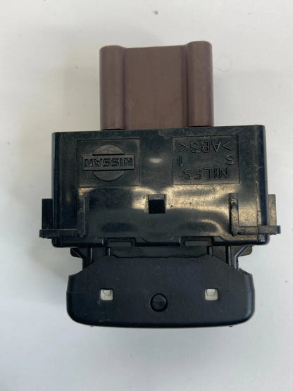 2003-2007 NISSAN MURANO FRONT POWER HEAT HEATED SEAT CONTROL SWITCH BUTTON OEM