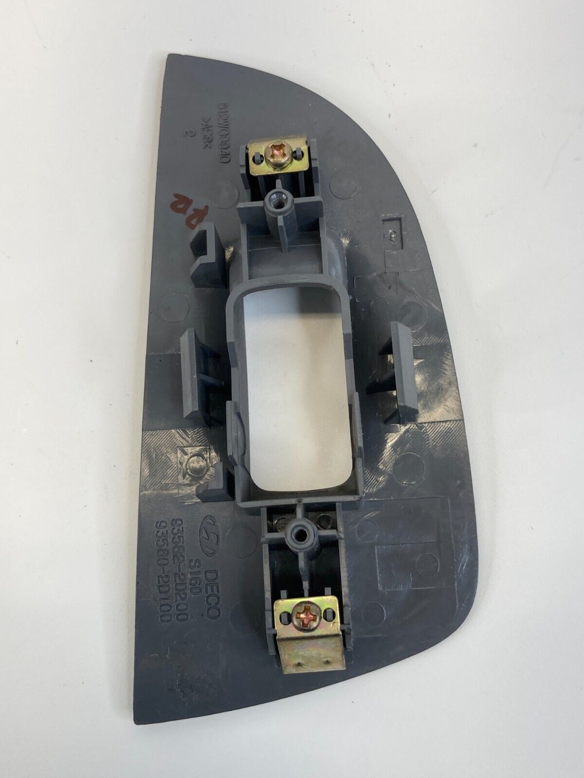 2001-2006 Hyundai Elantra Rear Right Side Window Switch Cover Trim 93582-2D200