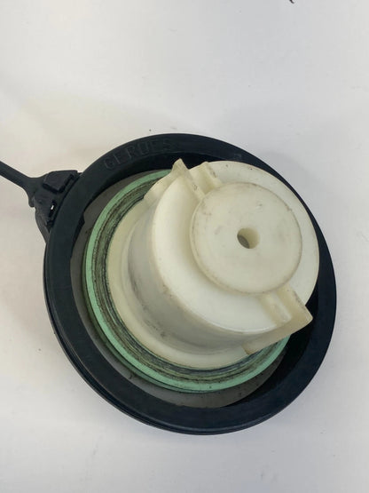2009 2010 2011 CADILLAC STS FUEL FILLER GAS TANK LID CAP COVER OEM