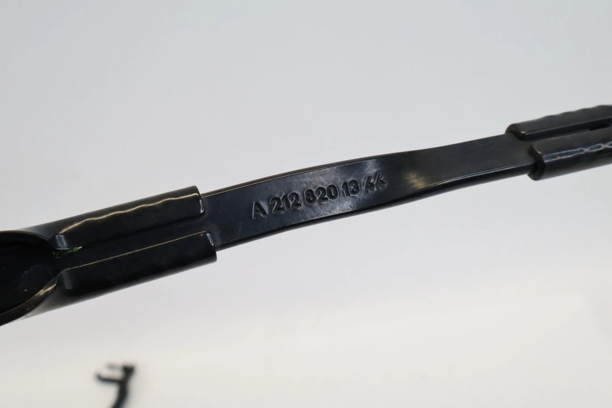 2010-2014 MERCEDES-BENZ E350 WINDSHIELD WIPER ARM ASSEMBLY FRONT A-212-820-09-44