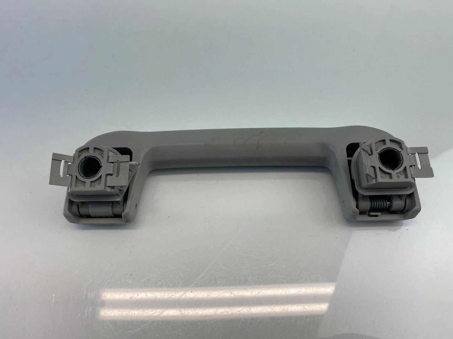 2011-2018 VOLVO S60 INTERIOR ROOF REAR LEFT DRIVER SIDE GRAB GRIP ASSIST HANDLE