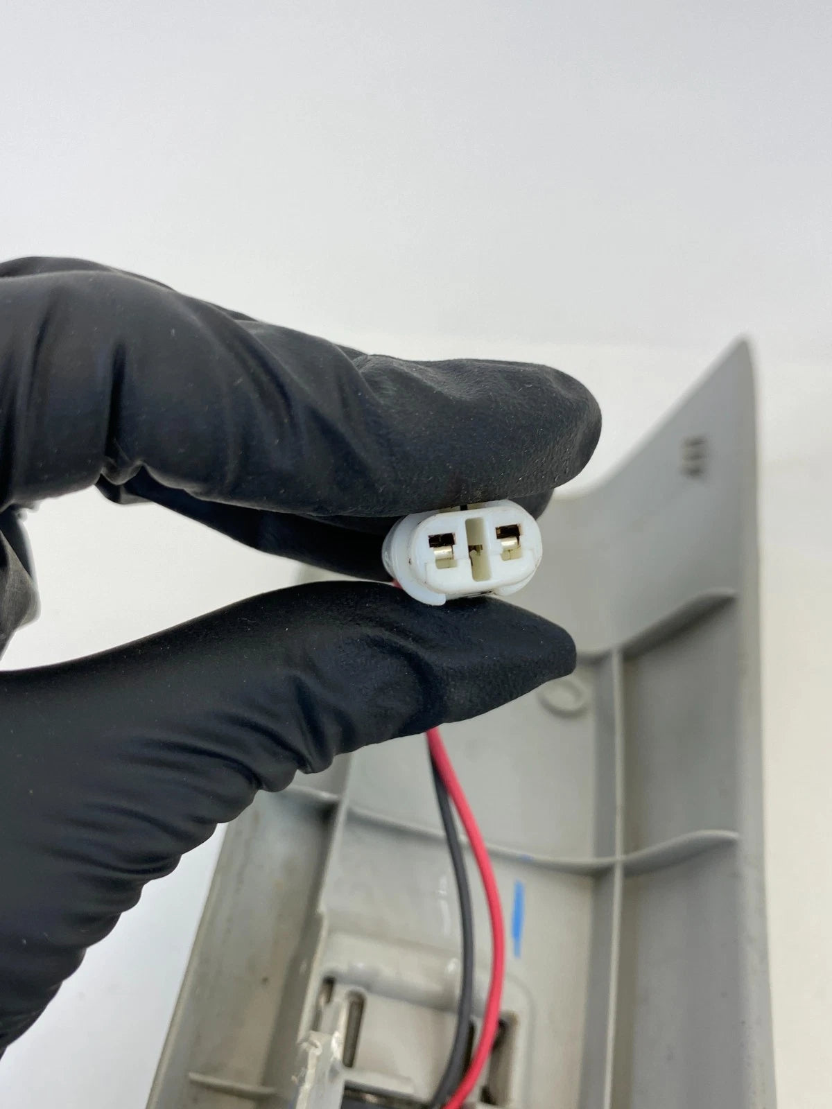 2007-2009 LEXUS RX350 REAR LEFT DOOR SCUFF PLATE SILL STEP TRIM 67940-0E010 OEM