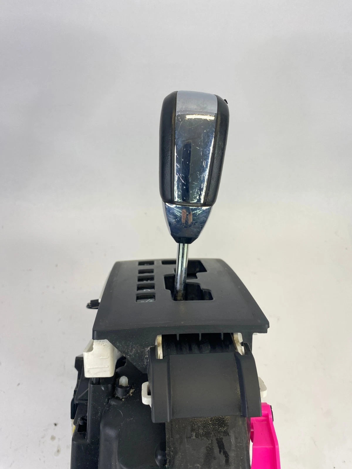 2009-2020 DODGE JOURNEY AUTOMATIC TRANSMISSION FLOOR GEAR SHIFTER LEVER OEM