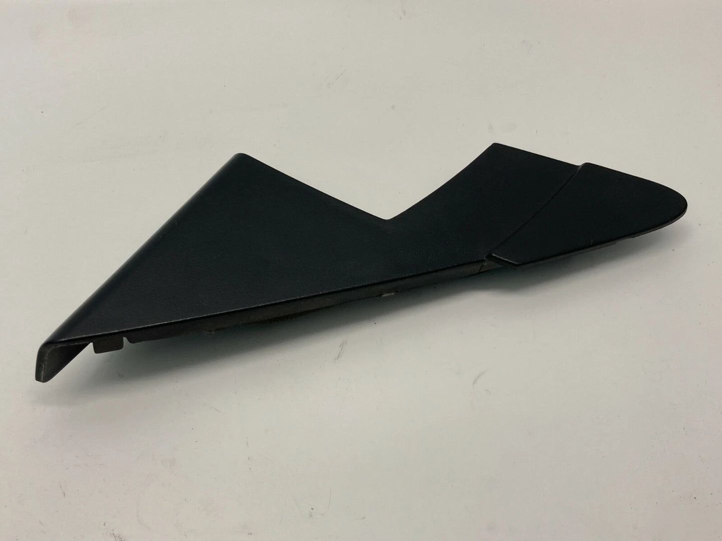 1999-2002 DAEWOO LEGANZA FRONT RH PASSENGER SIDE MIRROR COVER TRIM OEM 96205712