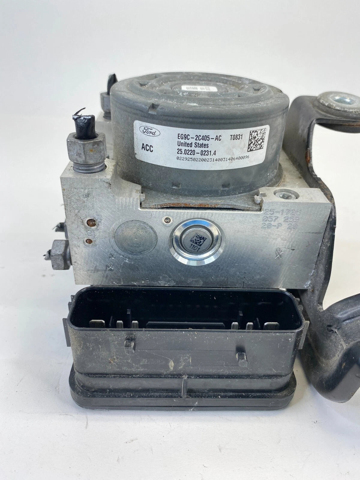 2014-2016 FORD FUSION 2.5L AT FWD ABS ANTI LOCK BRAKE PUMP MODULE EG9C-2C405-AC