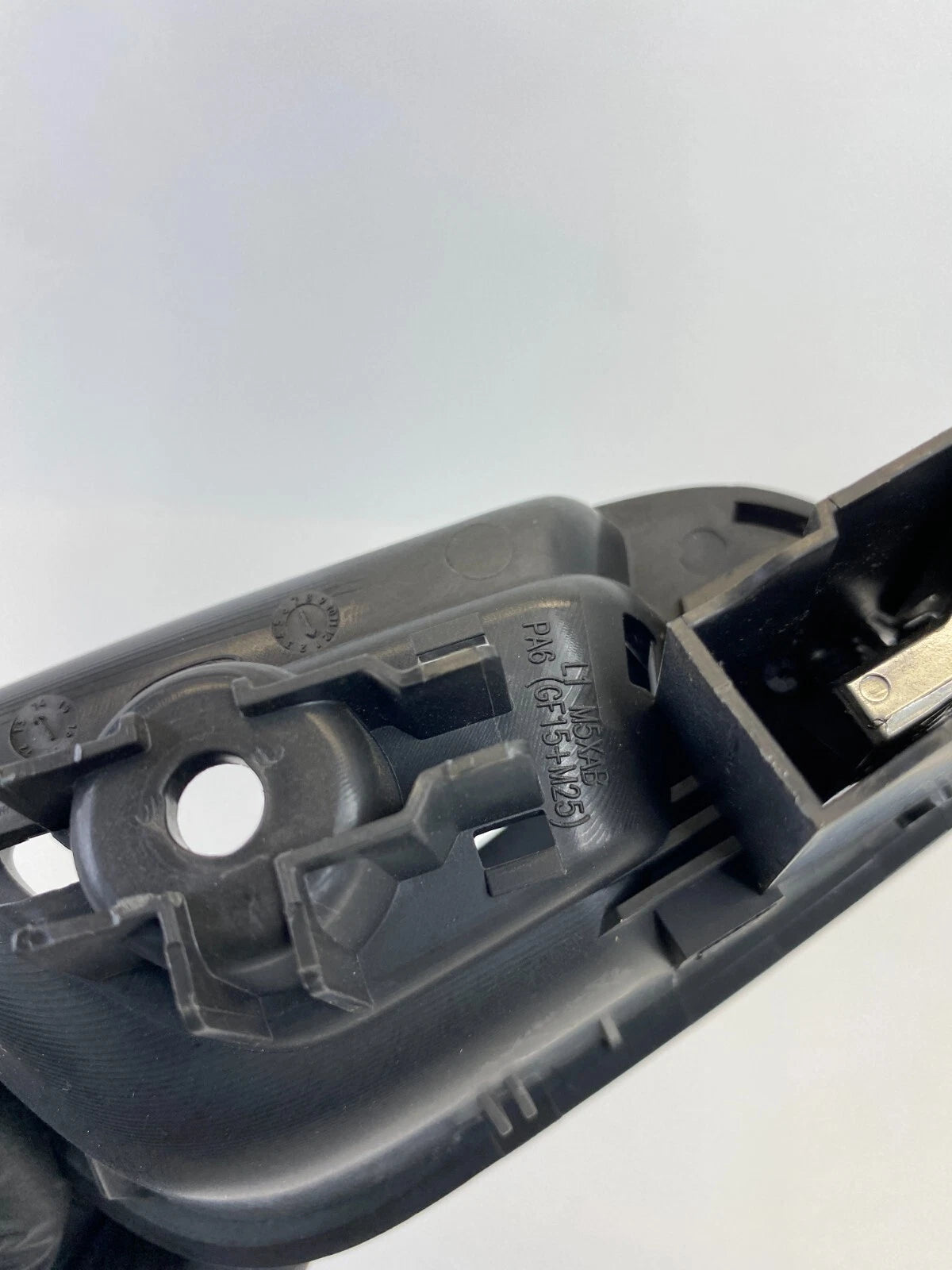 2013-2019 FORD ESCAPE REAR LEFT SIDE INTERIOR DOOR HANDLE CJ54-R266B35-BBW OEM