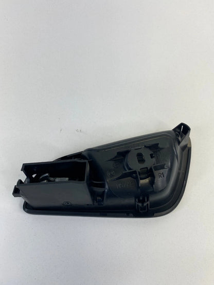 12-18 FORD FOCUS REAR RIGHT SIDE DOOR INTERIOR DOOR HANDLE ASSY AM51A22600BDW