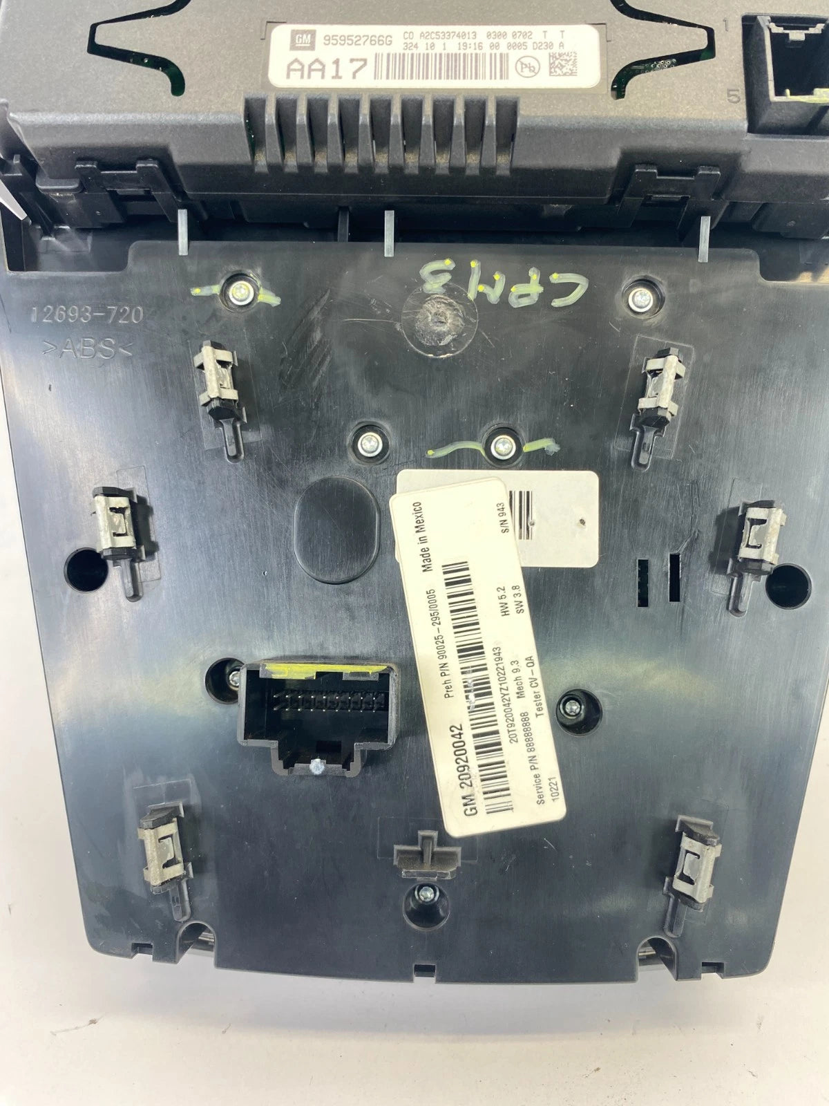 2010 2011 CHEVY EQUINOX FRONT DASH A/C CLIMATE CONTROL SWITCH W/RADIO SCREEN