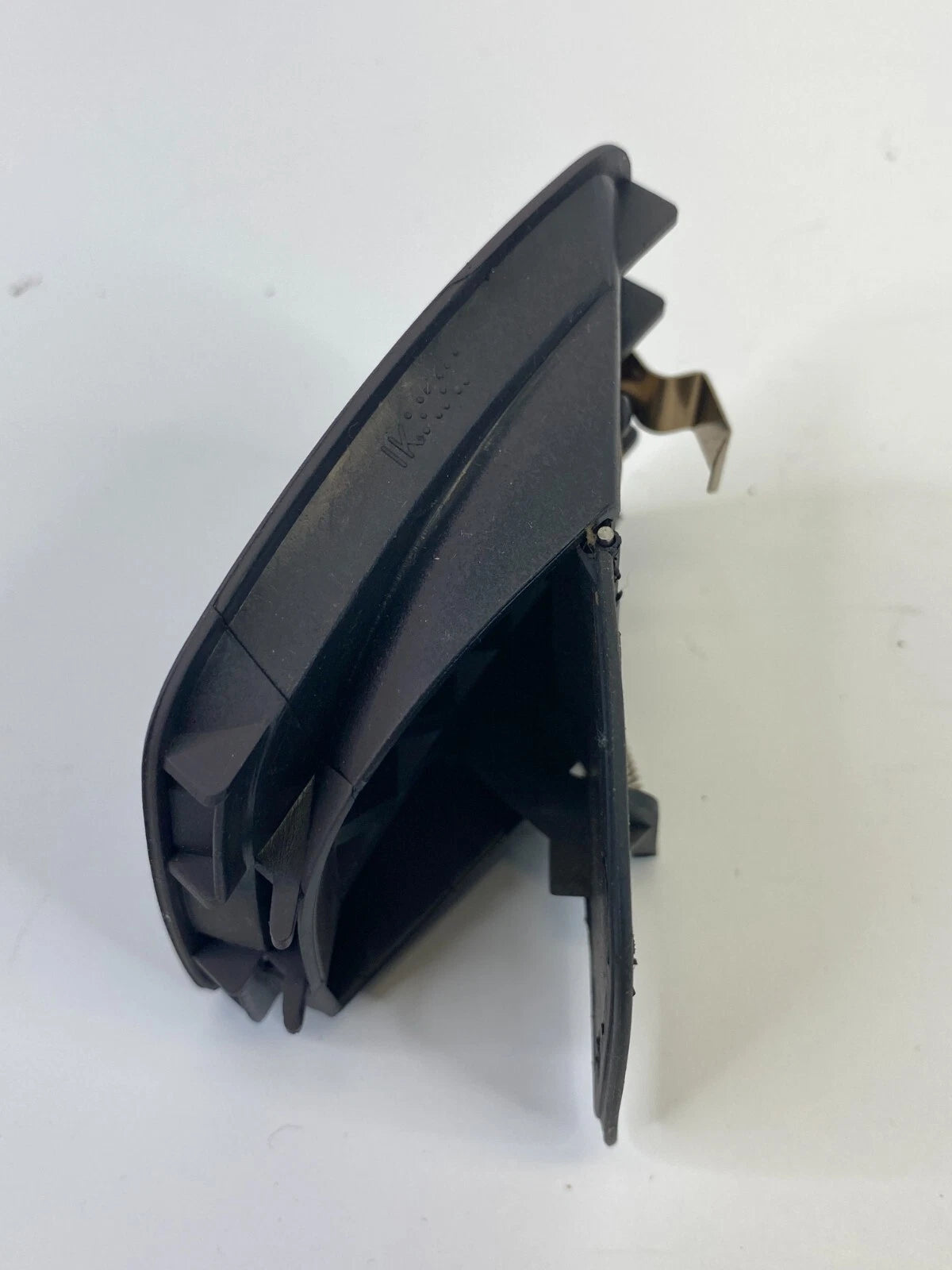 98-04 AUDI A6 QUATTO LEFT SIDE UPPER DASH AC AIR VENT GRILLE DEFROST 4B0-819-793