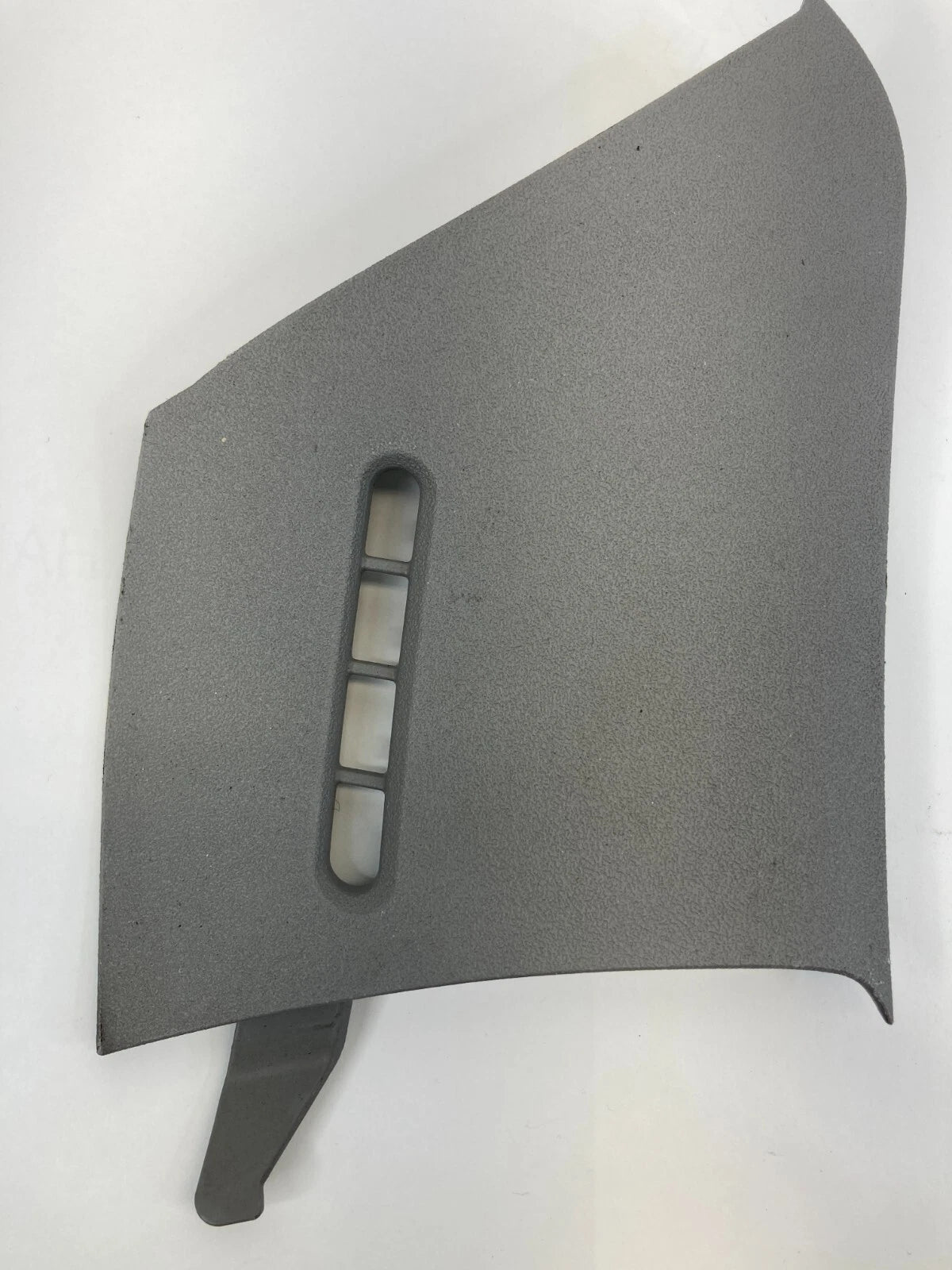 2004-2009 TOYOTA PRIUS FRONT RIGHT CORNER PILLAR TRIM END PANEL 62218-47010 OEM