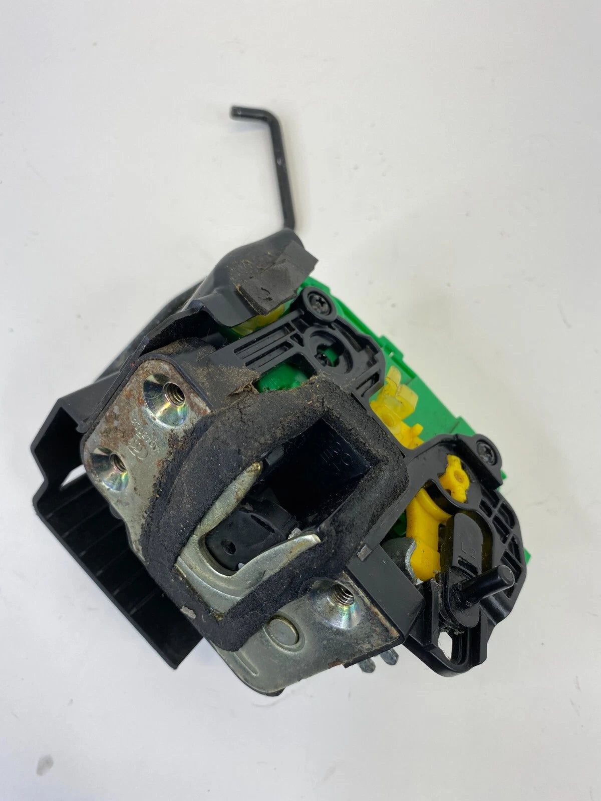 2012-2017 HYUNDAI ACCENT HATCHBACK REAR LEFT SIDE DOOR LOCK LATCH ACTUATOR OEM