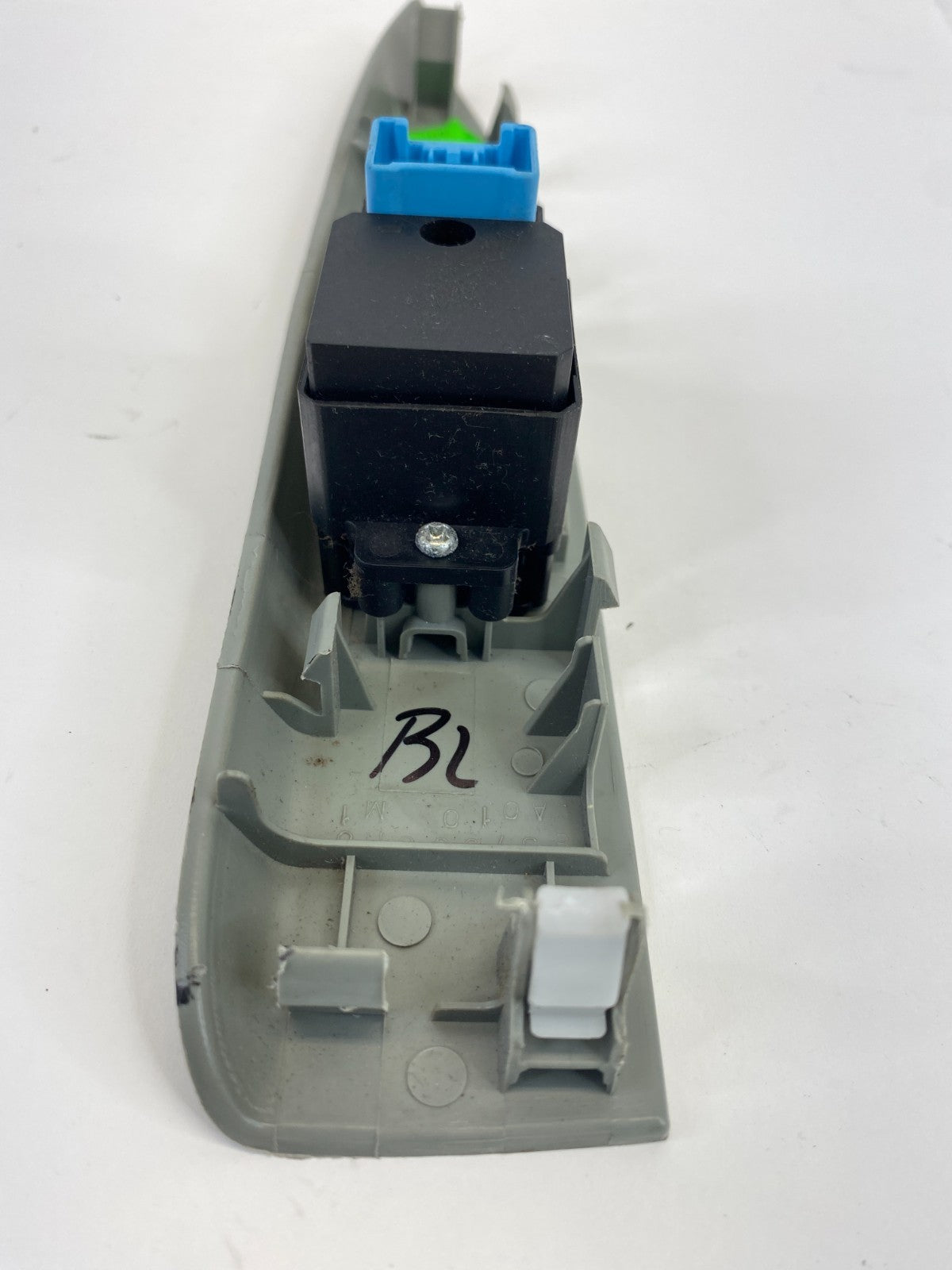 05 06 07 08 10 Honda Odyssey Rear Left Side Door Power Window Switch w/ Bezel