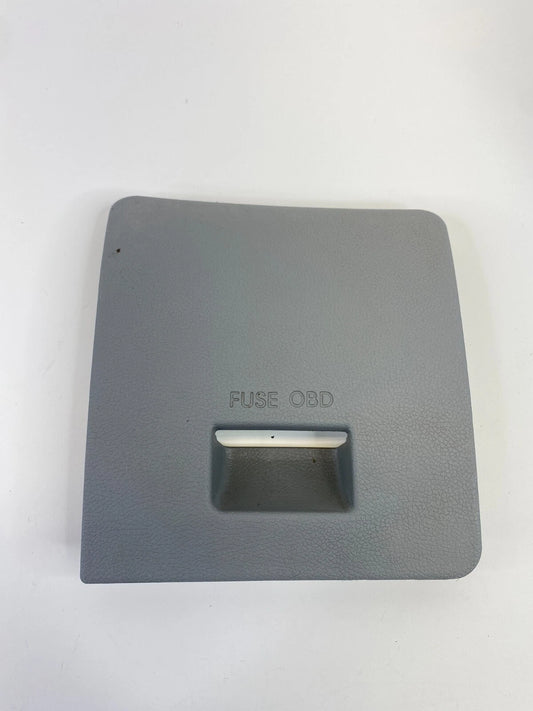 2012-2014 HYUNDAI ACCENT INTERIOR DASH FUSE BOX ACCESS COVER LID CAP 84755-1R000