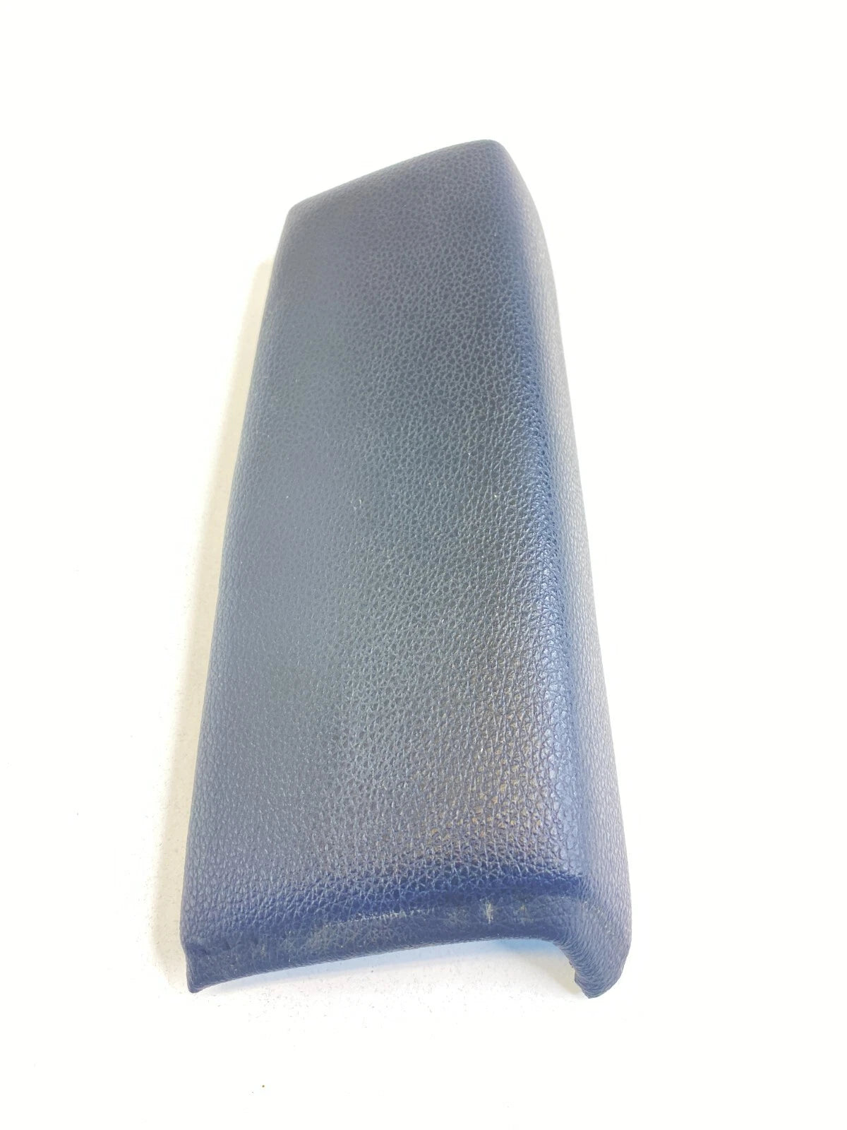 2011-2014 CHEVROLET CRUZE FRONT RIGHT PASSENGER INTERIOR DOOR PANEL ARMREST