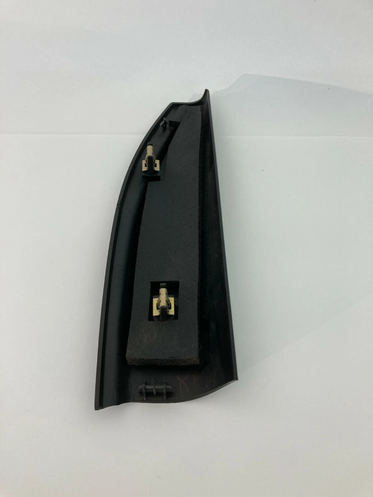 2007-2010 SATURN OUTLOOK REAR RIGHT PASSENGER INTERIOR DOOR UPPER TRIM COVER OEM