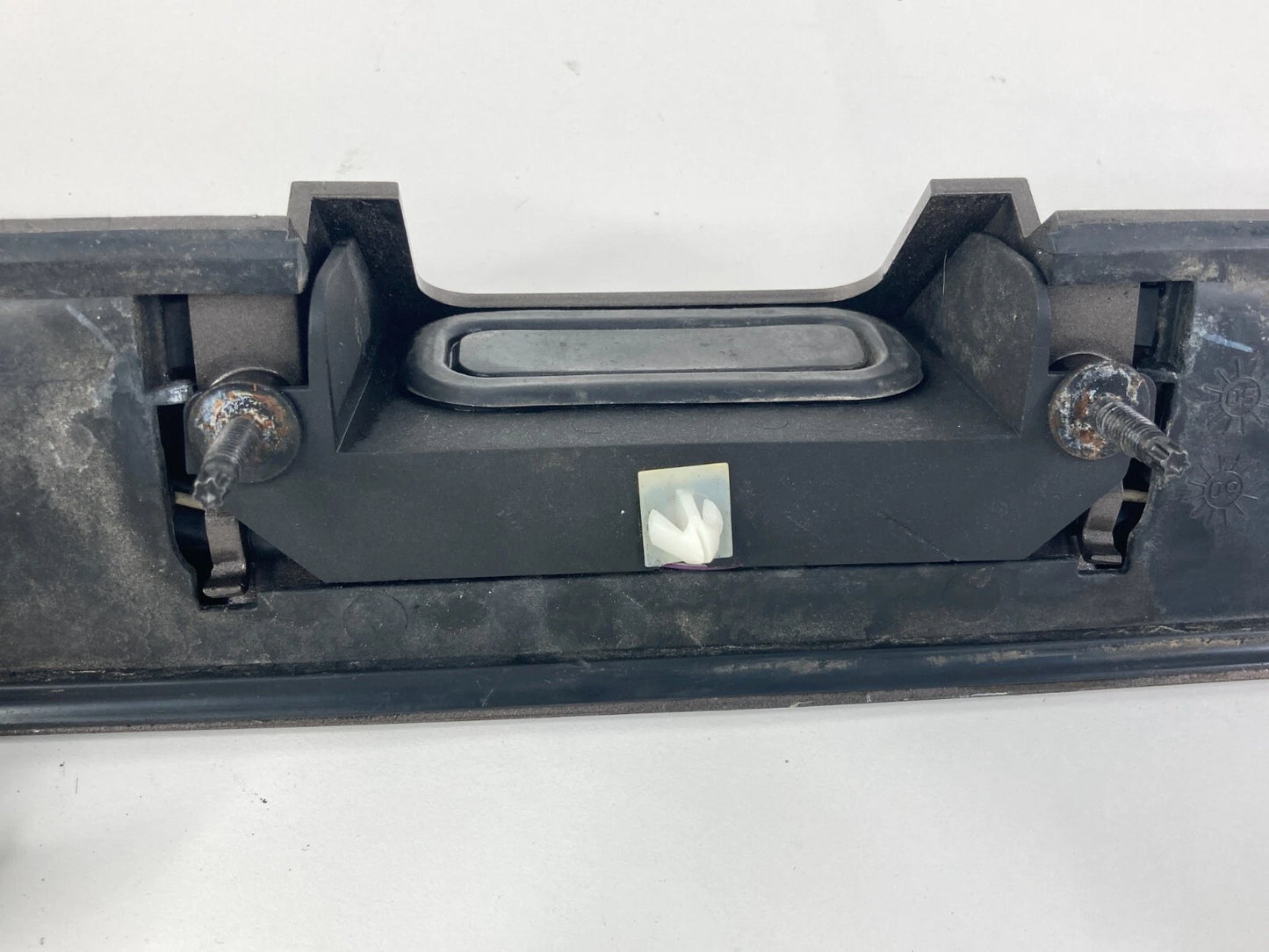 08-17 BUICK ENCLAVE TRUNK LID FINISH GARNISH PANEL MOLDING BEZEL W/ CAMERA OEM