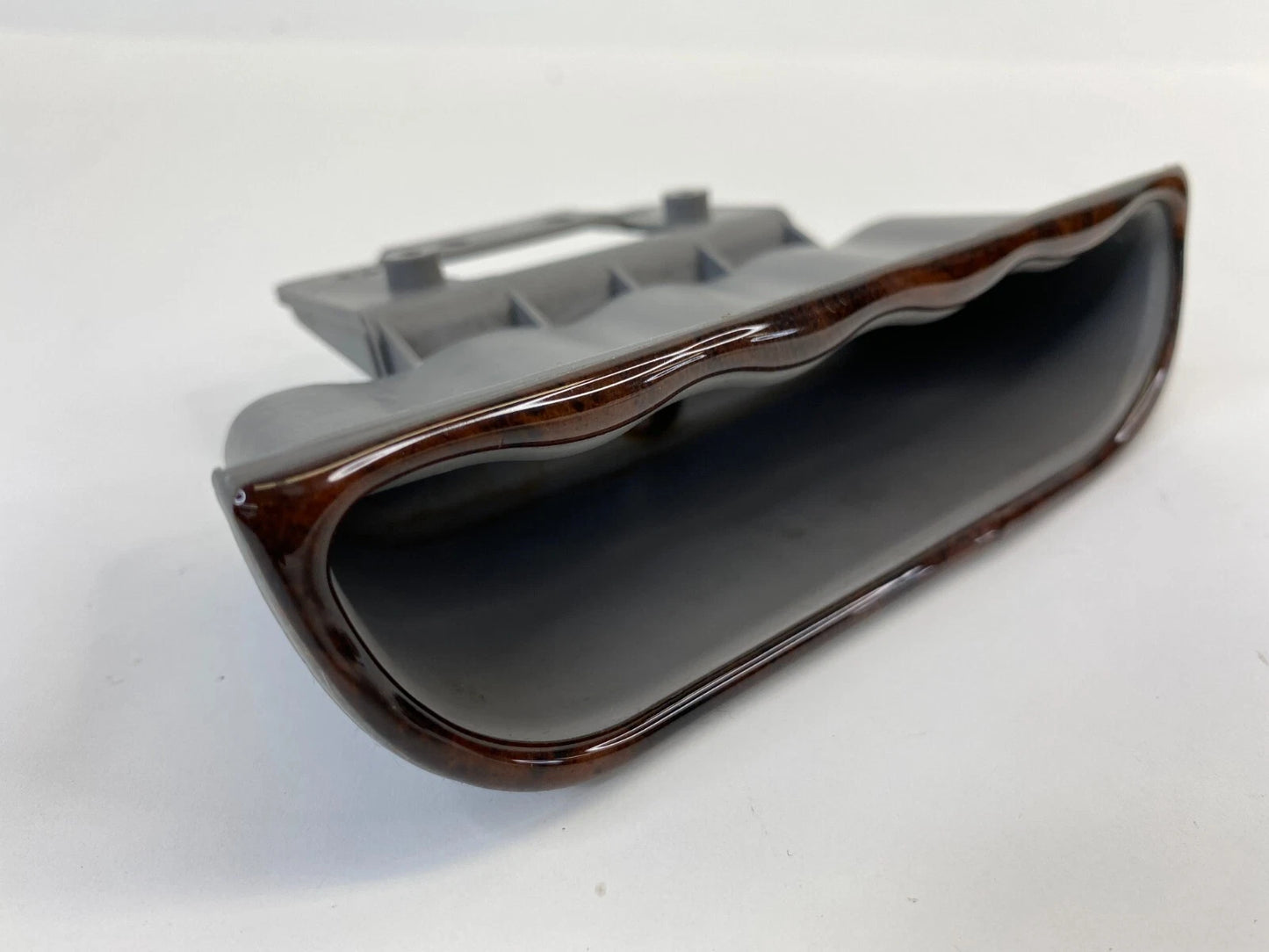 2003-2005 SUZUKI GRAND VITARA REAR LEFT DOOR PULL HANDLE POCKET BEZEL OEM