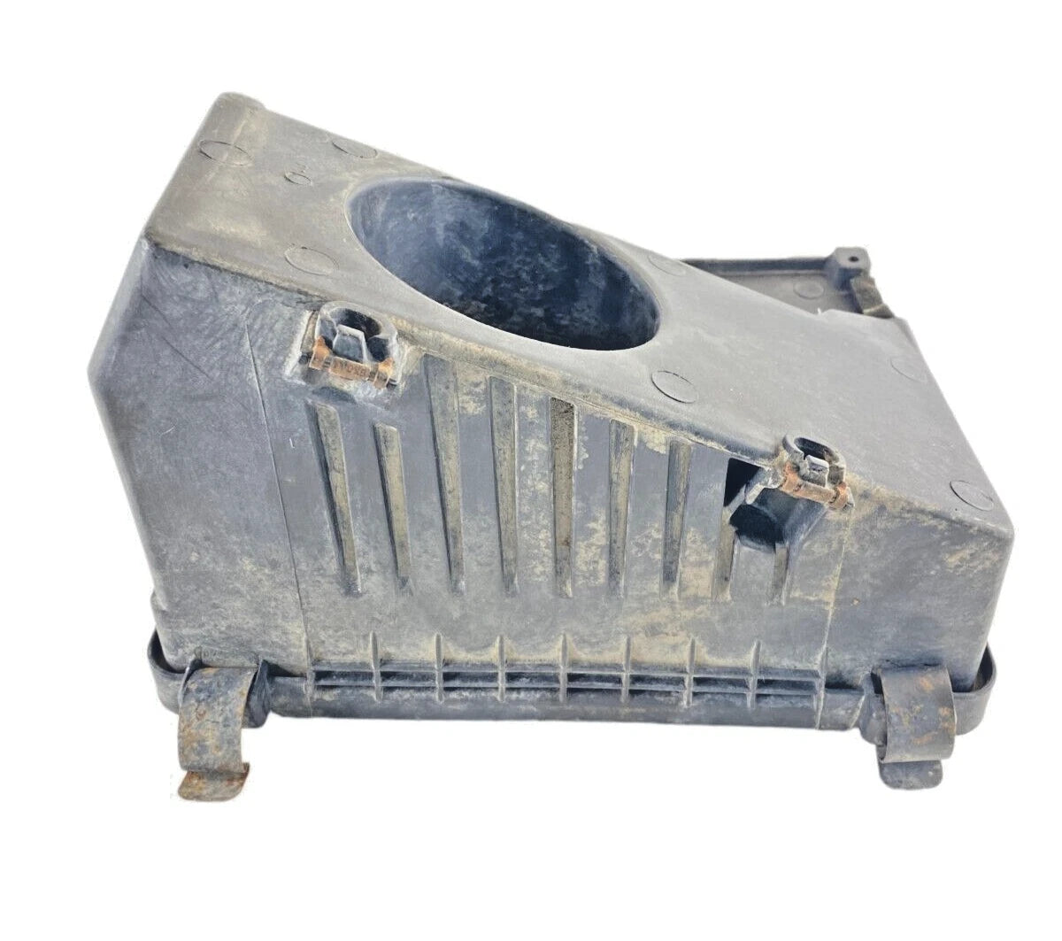 2000-2005 CHEVROLET IMPALA BASE SEDAN AIR INTAKE CLEANER BOX HOUSING 382677 OEM
