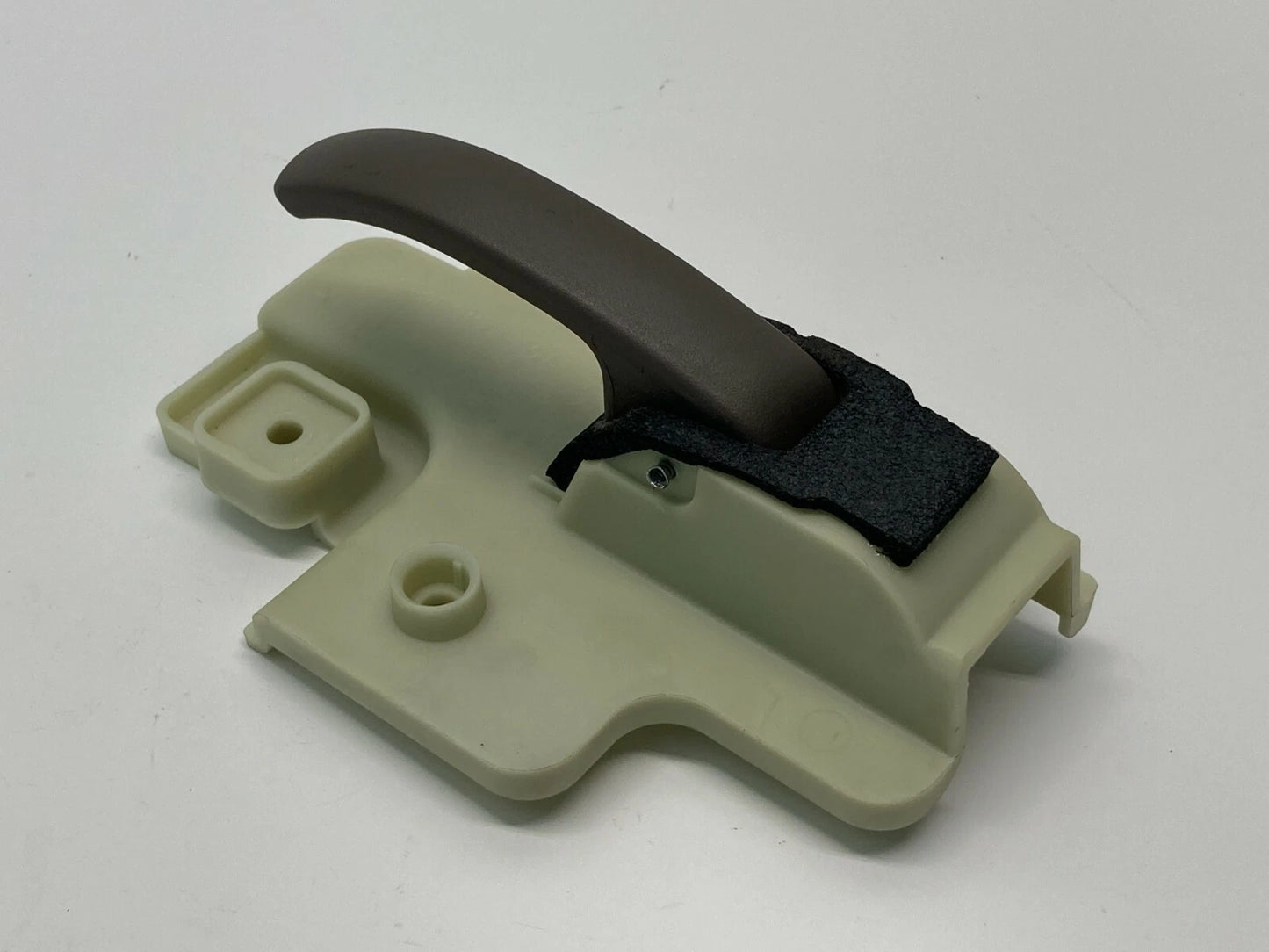 07 JEEP COMPASS PATRIOT FRONT RIGHT PASSENGER SIDE INTERIOR DOOR HANDLE OEM