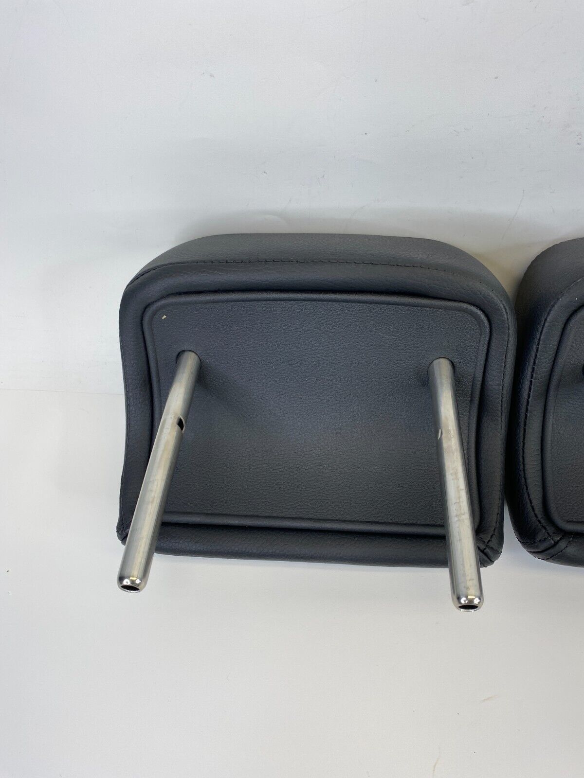 2009-2012 Volkswagen CC Rear Seat Headrest Head Rest Left & Right Pair Set OEM