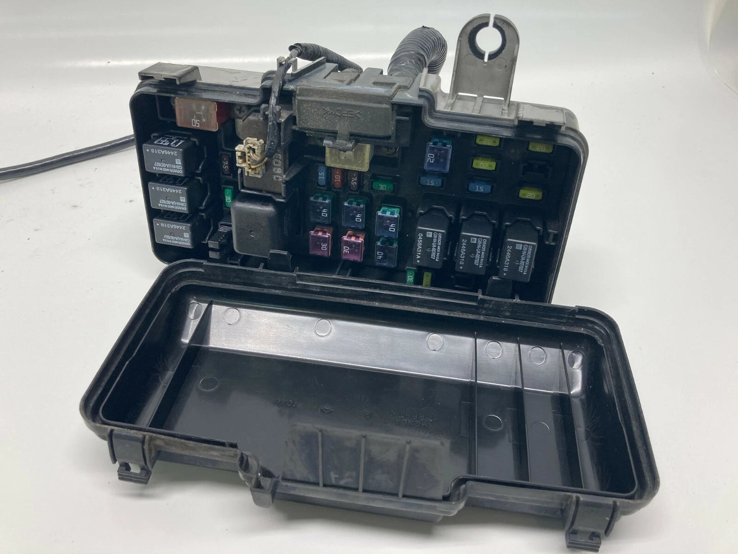 2005 2006 ACURA MDX 3.5L ENGINE FUSE BOX RELAY BLOCK UNIT OEM FACTORY S3V-A1 6Q